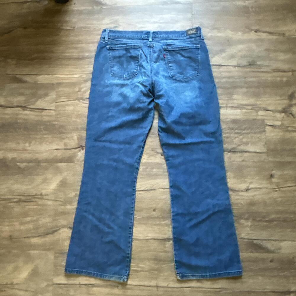 Levi's 544 Ultimate Fit Jeans Womens 16 Blue Bootcut Mid Rise Denim Medium Wash
